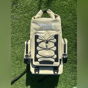 Icemule Boss Backpack Cooler –30L. Waterproof/floating cooler. EXCELLENT!!